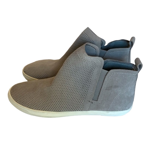 Dolce Vita Grey Suede Mid Top Women’s size 11 sneaker - Picture 6 of 8